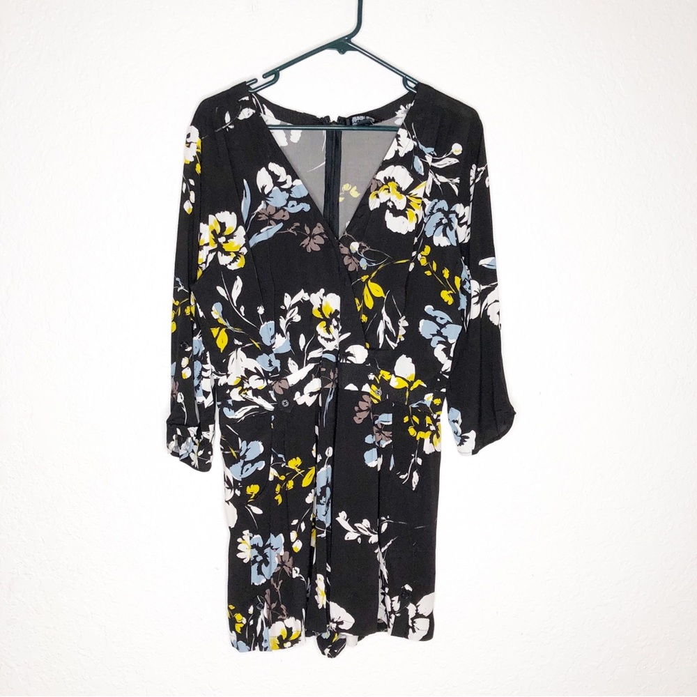 Yumi Kim Love Triangle Liz black white gold floral wrap front romper size Large